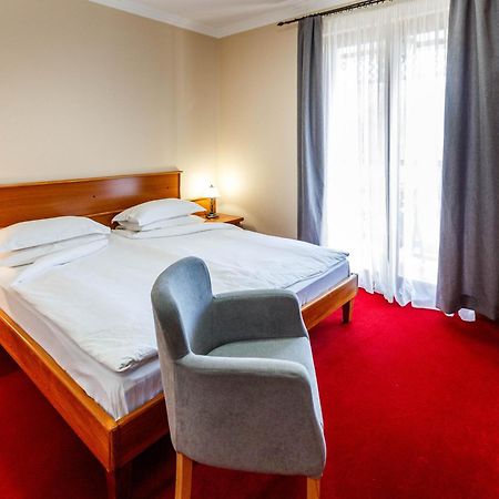 Hotel Vila Lago Palic Ngoại thất bức ảnh