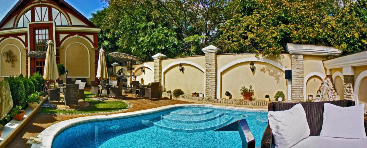 Hotel Vila Lago Palic Ngoại thất bức ảnh