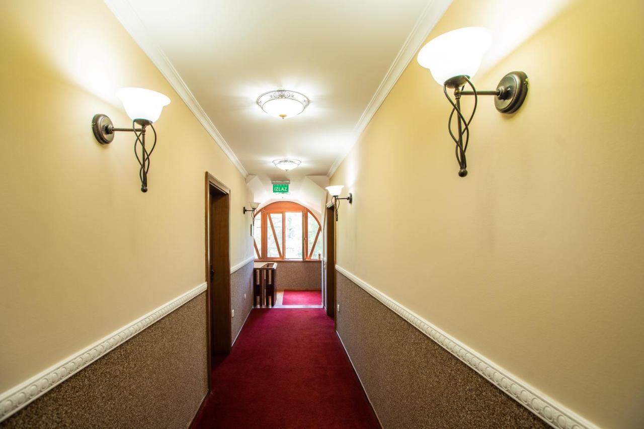 Hotel Vila Lago Palic Ngoại thất bức ảnh
