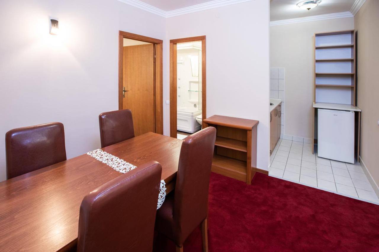 Hotel Vila Lago Palic Ngoại thất bức ảnh