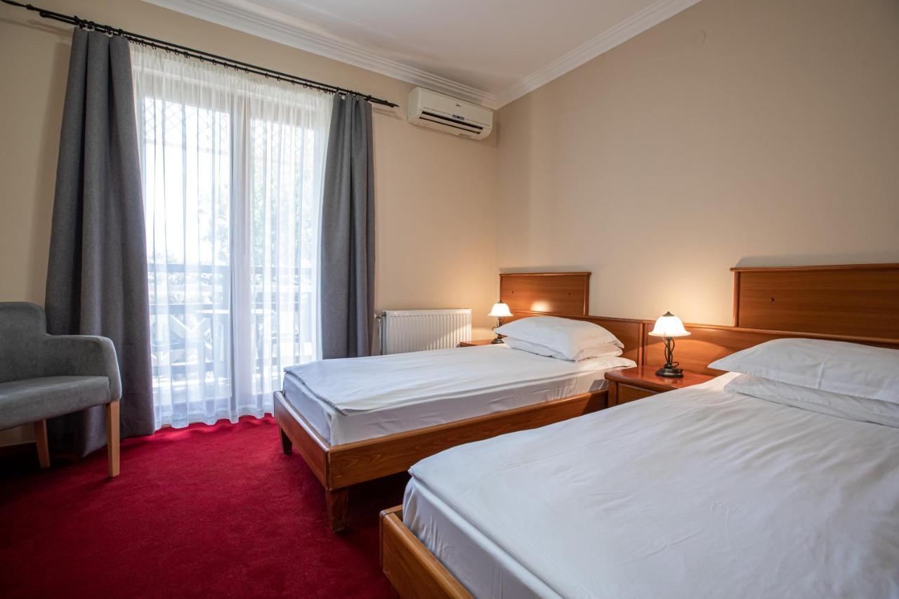 Hotel Vila Lago Palic Ngoại thất bức ảnh