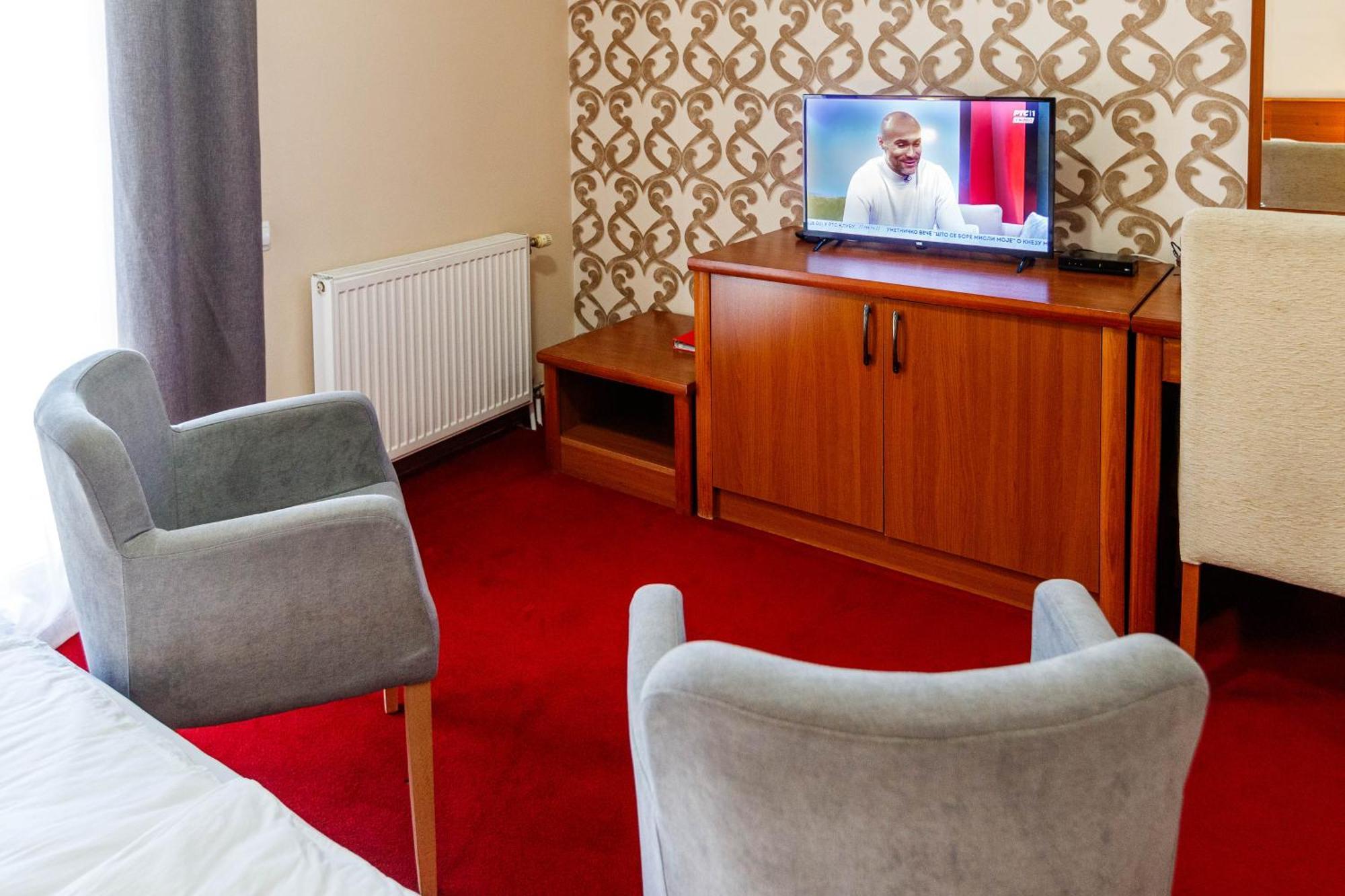Hotel Vila Lago Palic Ngoại thất bức ảnh