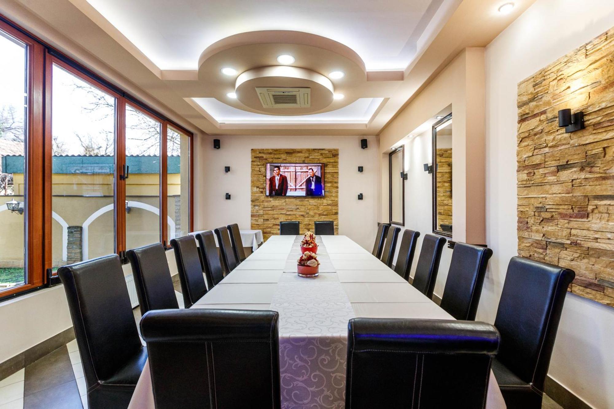 Hotel Vila Lago Palic Ngoại thất bức ảnh