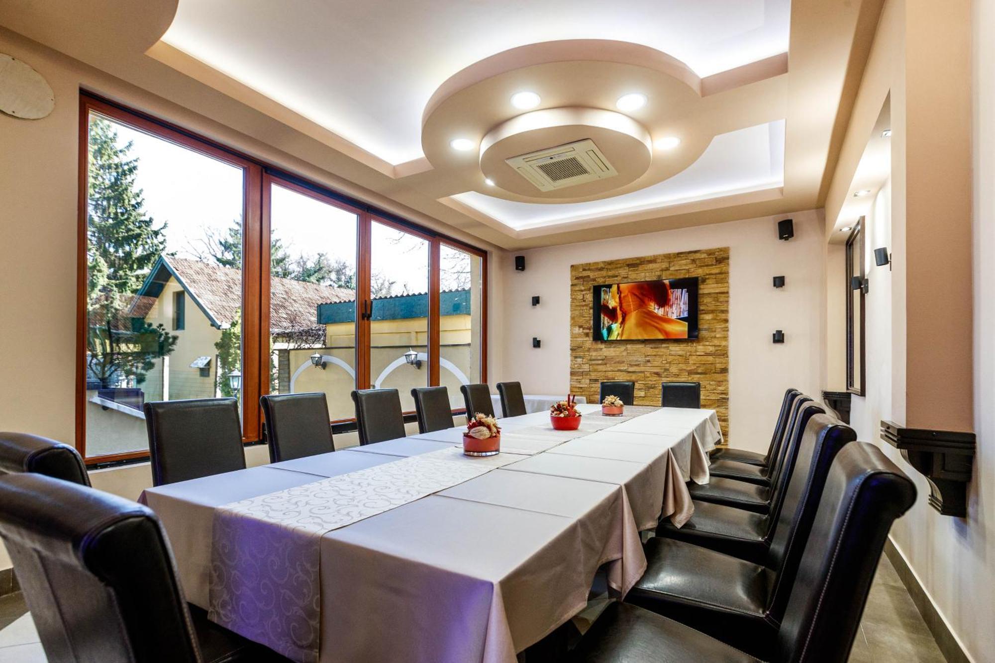 Hotel Vila Lago Palic Ngoại thất bức ảnh